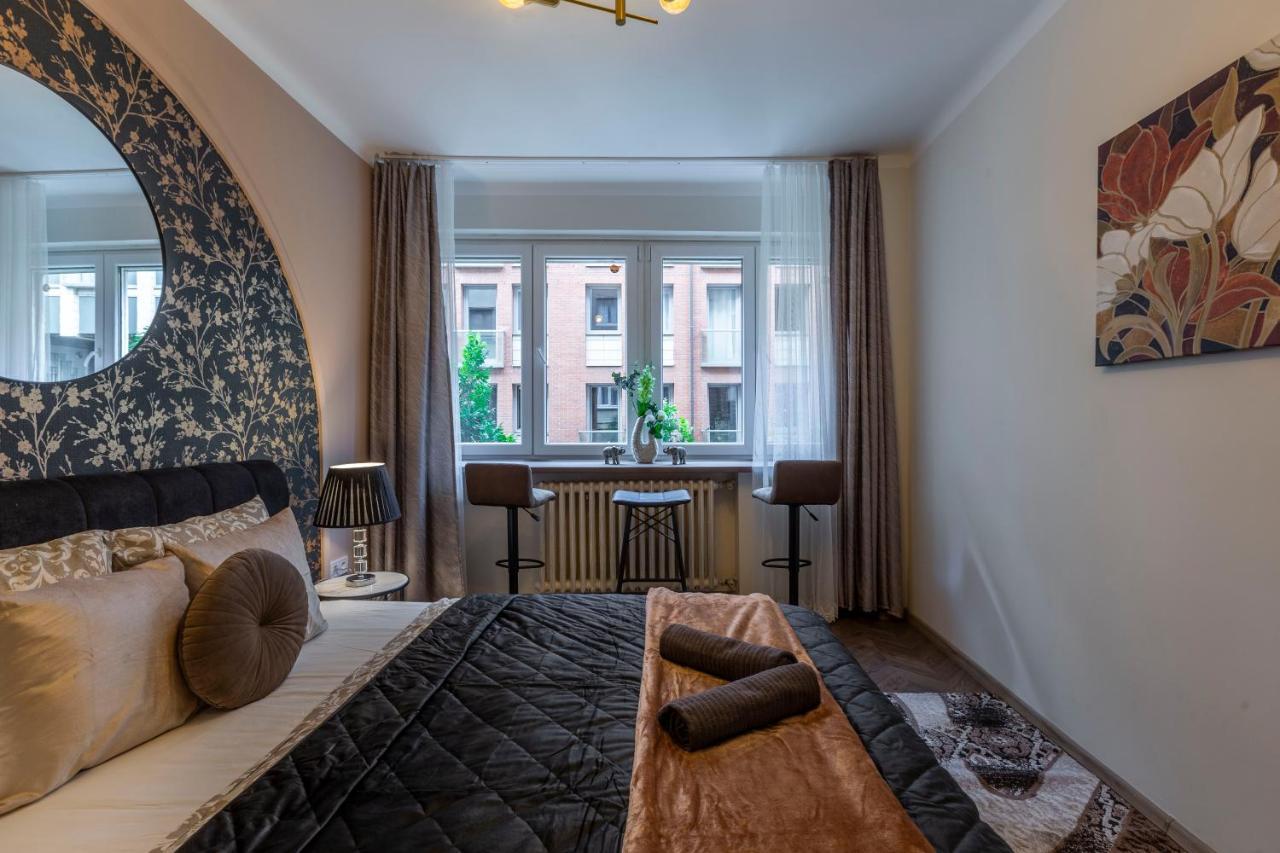 Stylish Quentin Apartment In The King Street Будапешт Экстерьер фото